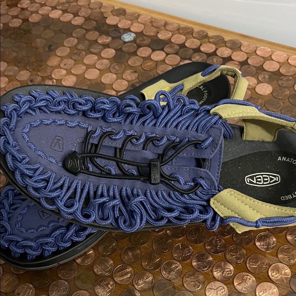 KEEN Men's Navy and Olive Sandals